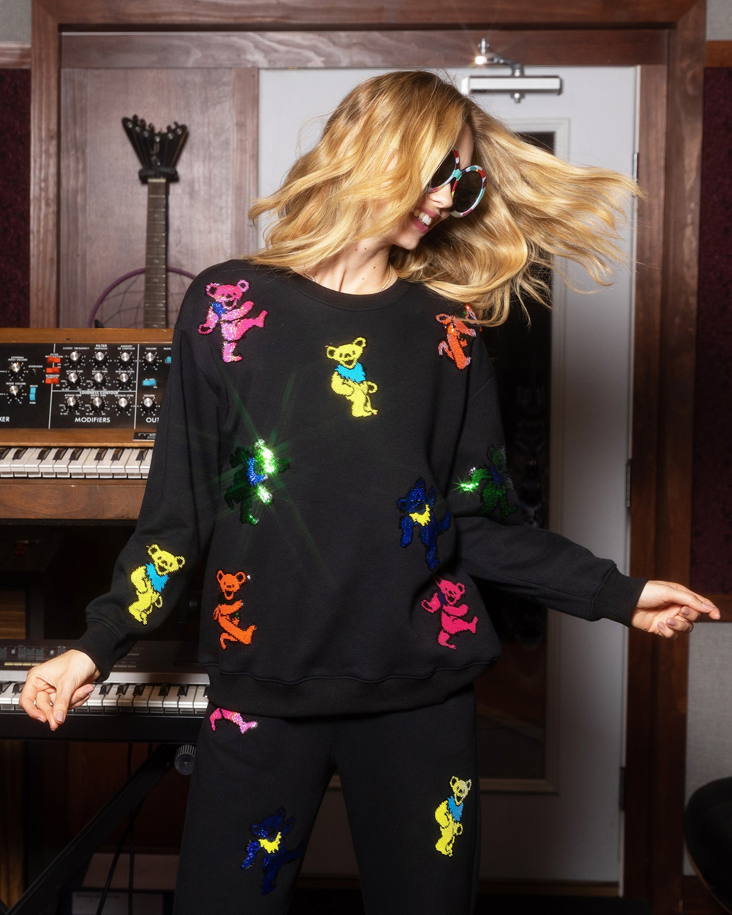 Grateful Dead Dancing Bears Sequin Relaxed Sweatshirt - Black